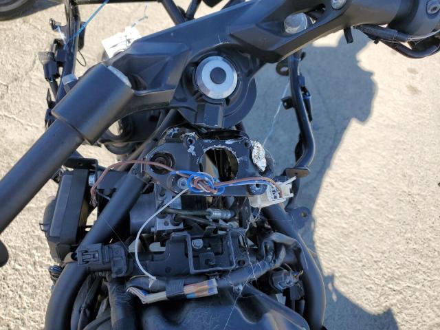 2017 KAWASAKI EX650 F - JKAEXEK19HDA04196