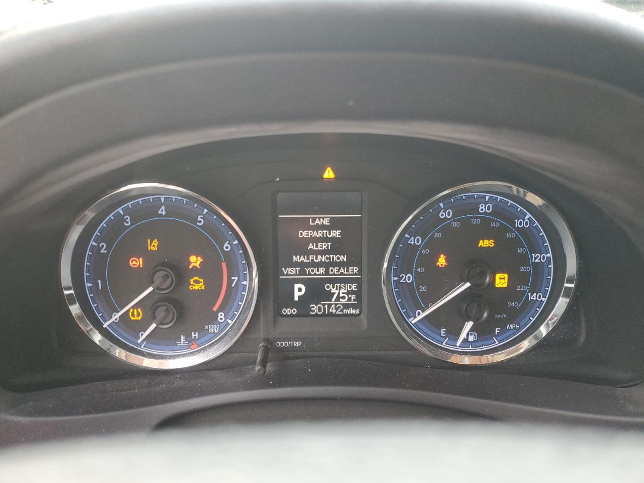 5YFBURHE3HP614558 TOYOTA COROLLA 2017