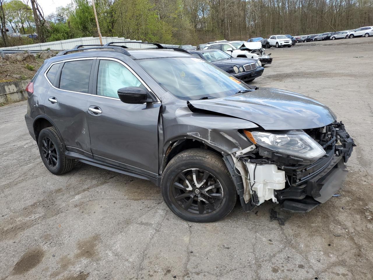 5N1AT2MV2JC811307 2018 Nissan Rogue S