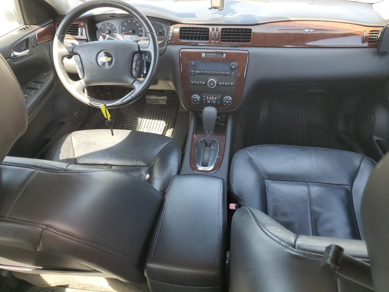 2G1WC5EM8B1105640 2011 Chevrolet Impala Ltz
