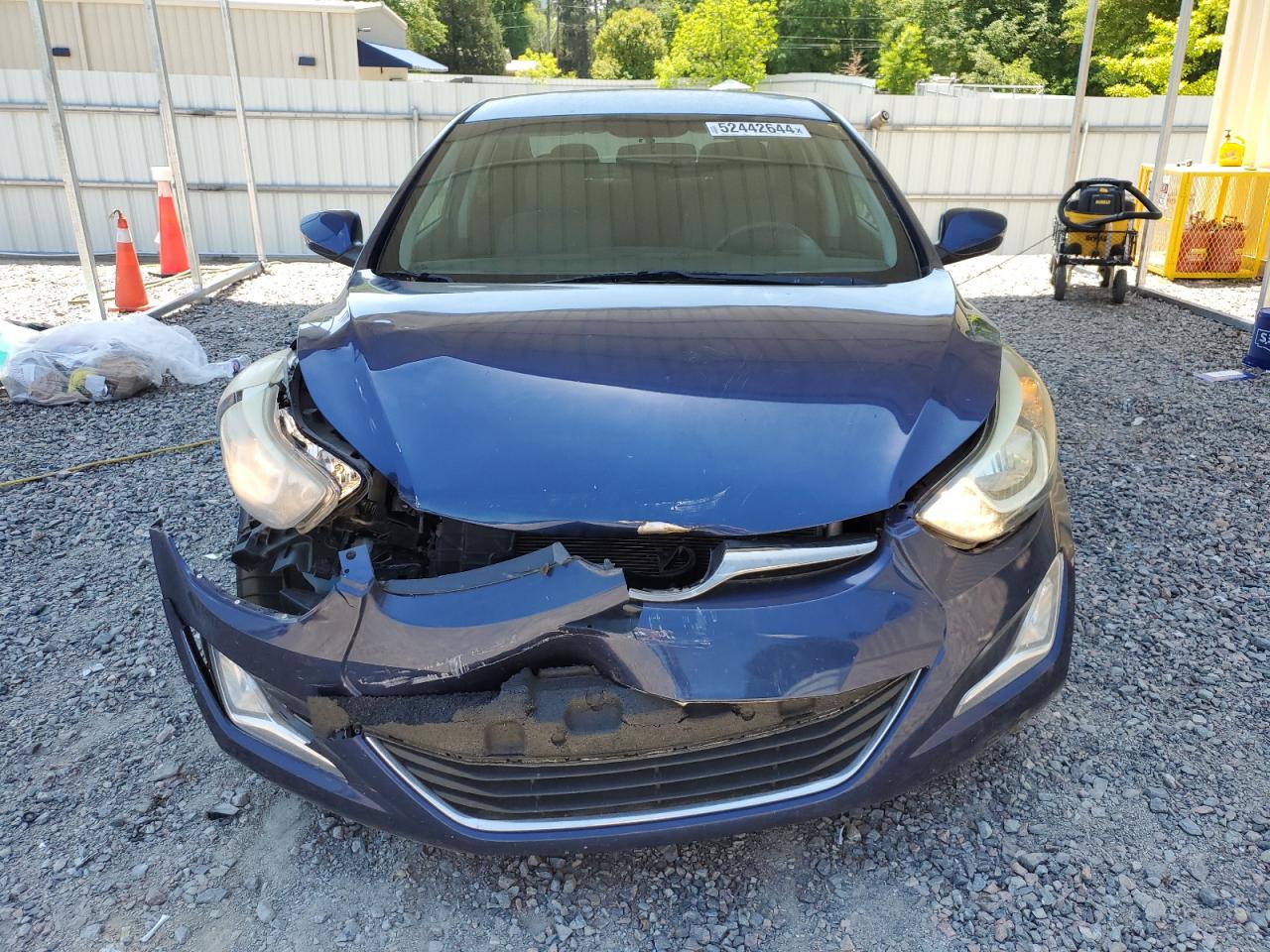 5NPDH4AE1FH633520 2015 Hyundai Elantra Se