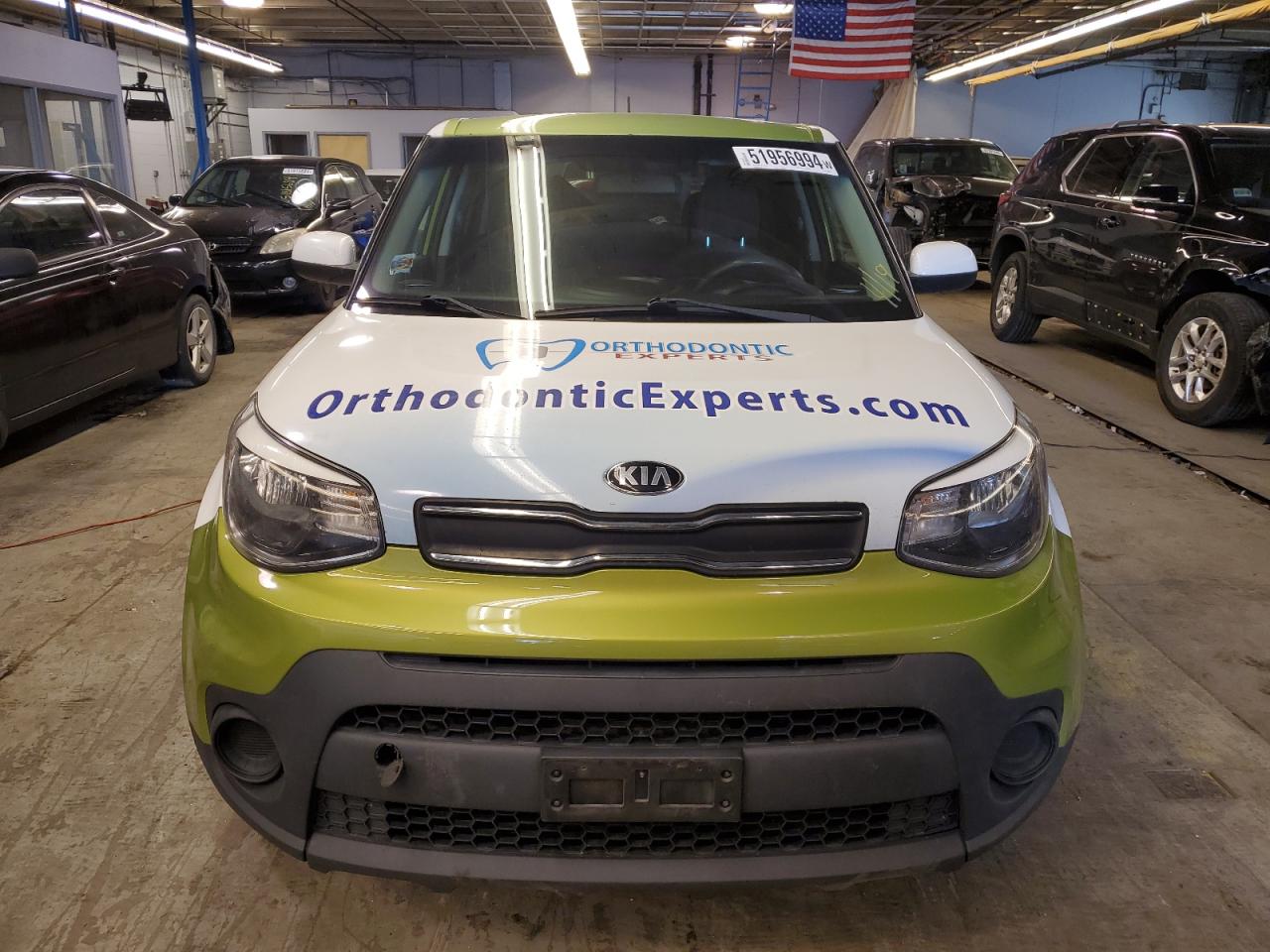 2018 Kia Soul vin: KNDJN2A2XJ7898309