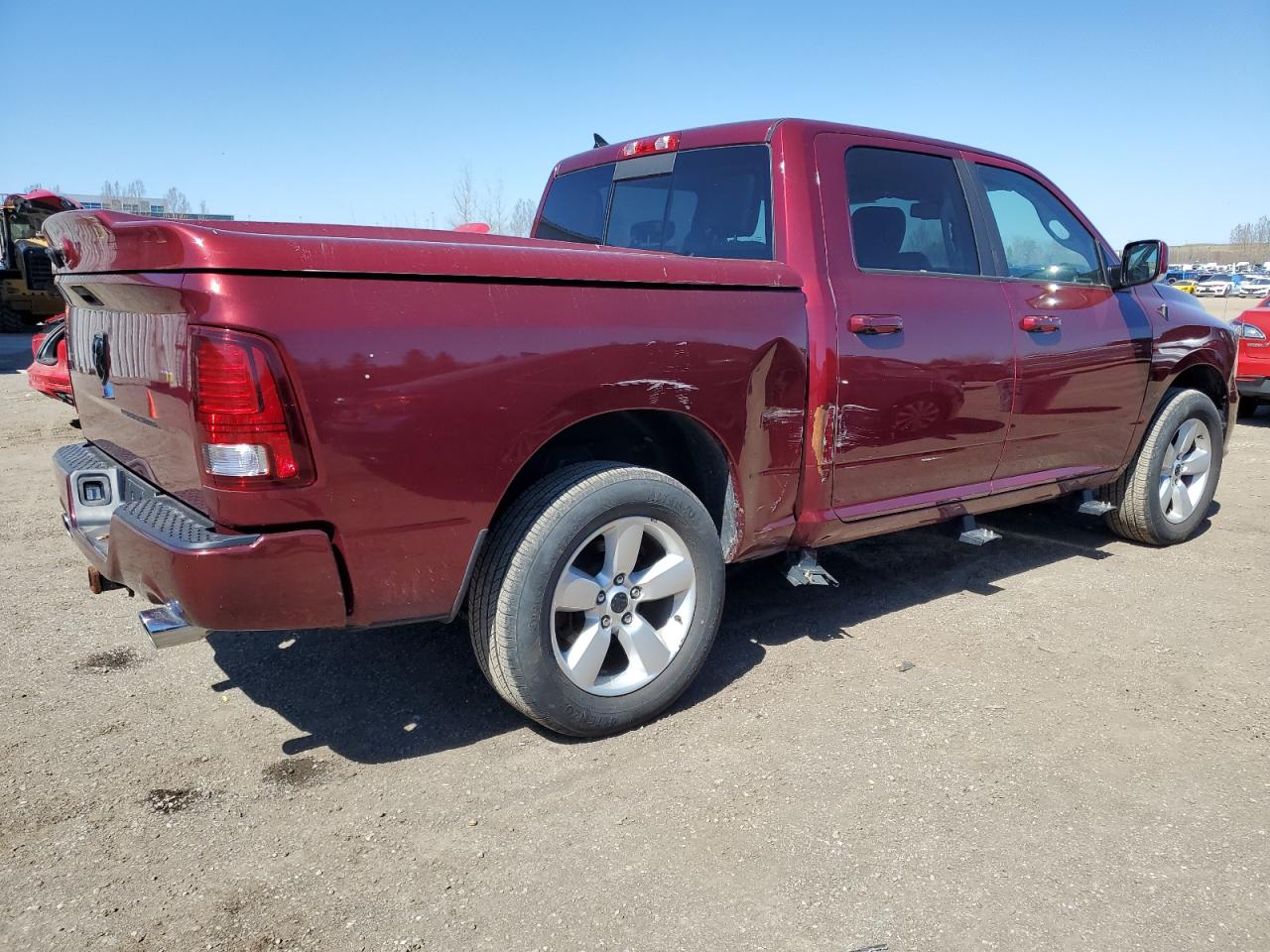 1C6RR7MT1JS122955 2018 Ram 1500 Sport