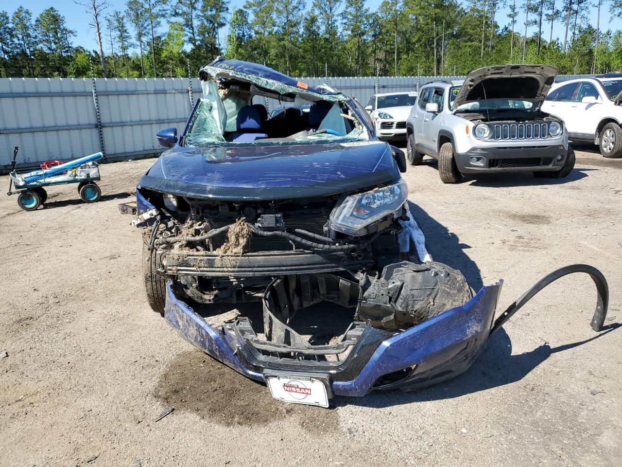 5N1AT2MV5HC847468 NISSAN ROGUE 2017