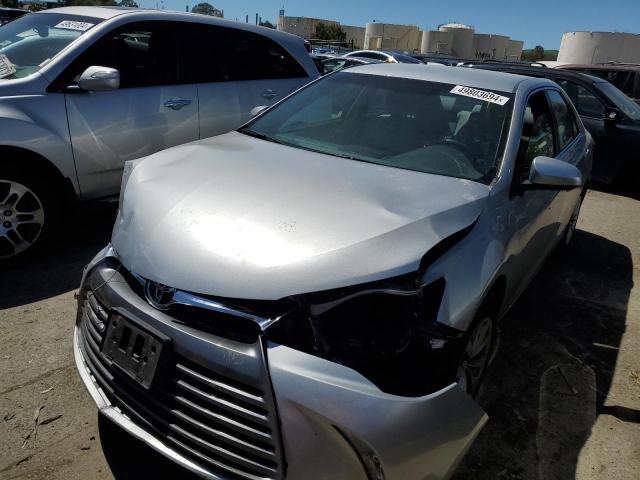 Lot #2503563845 2016 TOYOTA CAMRY LE salvage car