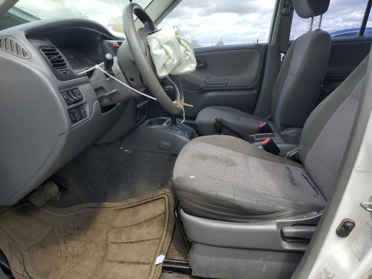 2CNBJ13C0Y6916435 2000 Chevrolet Tracker