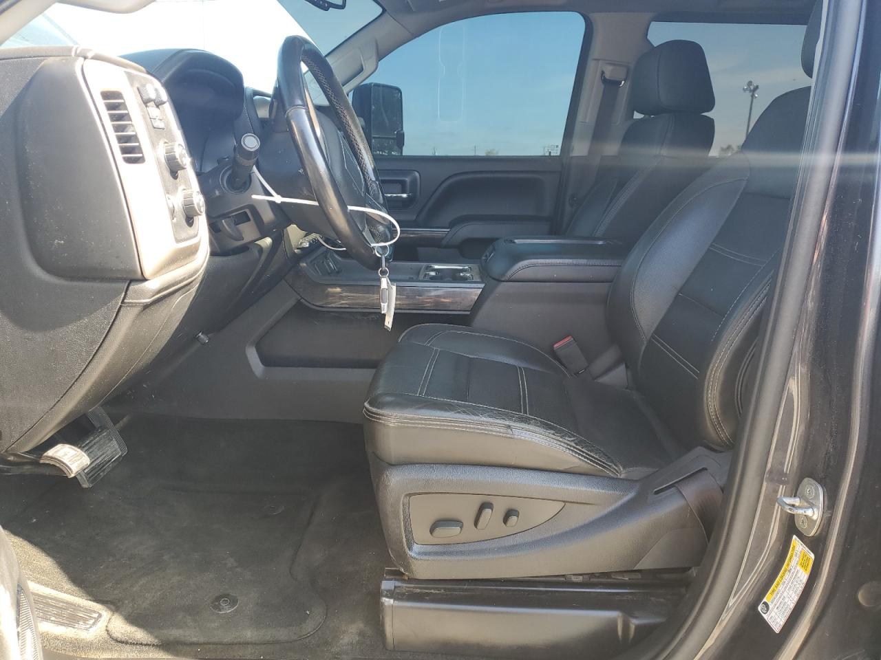 2015 GMC Sierra K2500 Denali vin: 1GT120E81FF183461