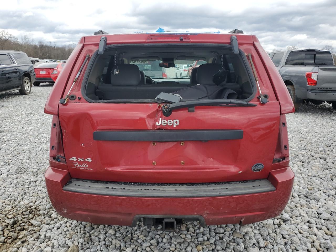 1J4HR48N85C648802 2005 Jeep Grand Cherokee Laredo