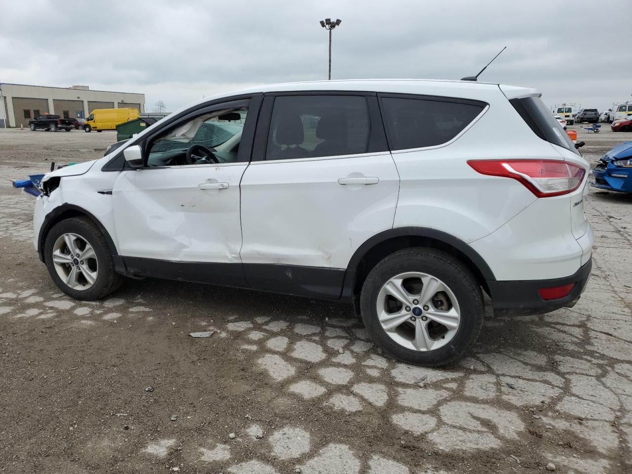 1FMCU9G97GUC76913 2016 Ford Escape Se