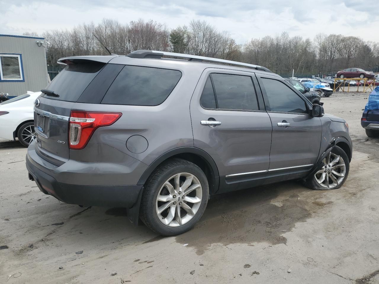 1FM5K8D83DGC76308 2013 Ford Explorer Xlt