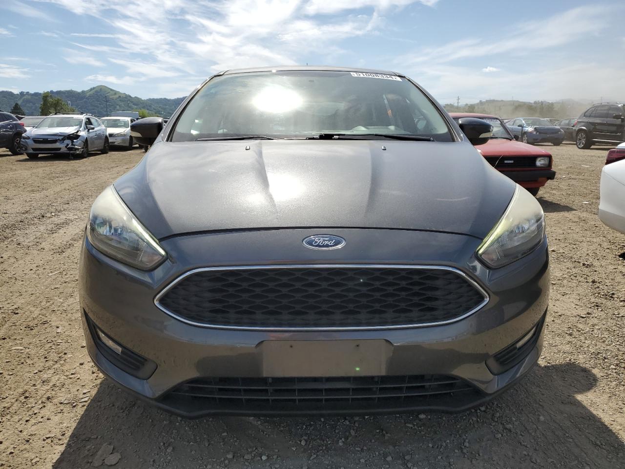 2017 Ford Focus Sel vin: 1FADP3M22HL263696