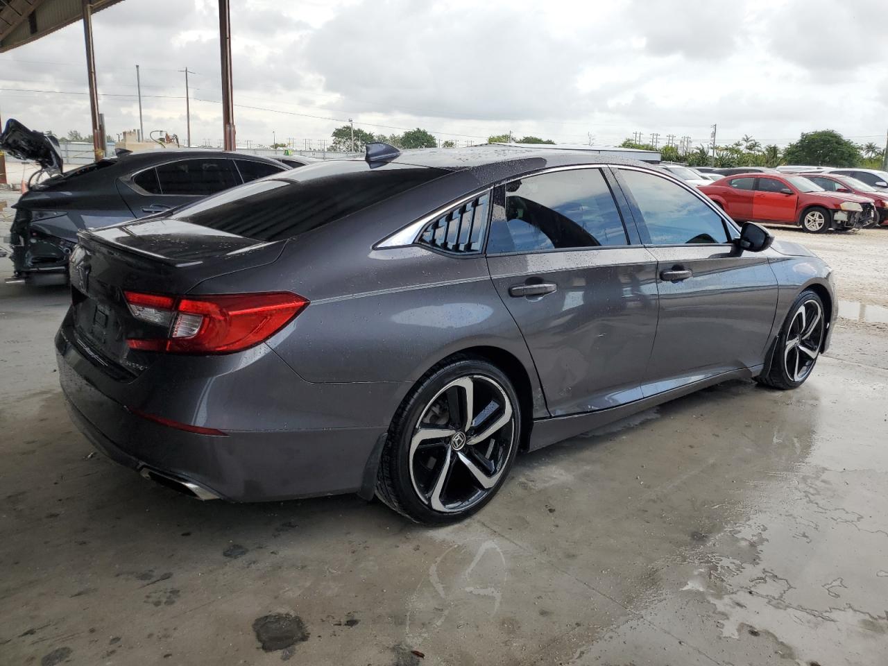 1HGCV1F37JA222196 2018 Honda Accord Sport