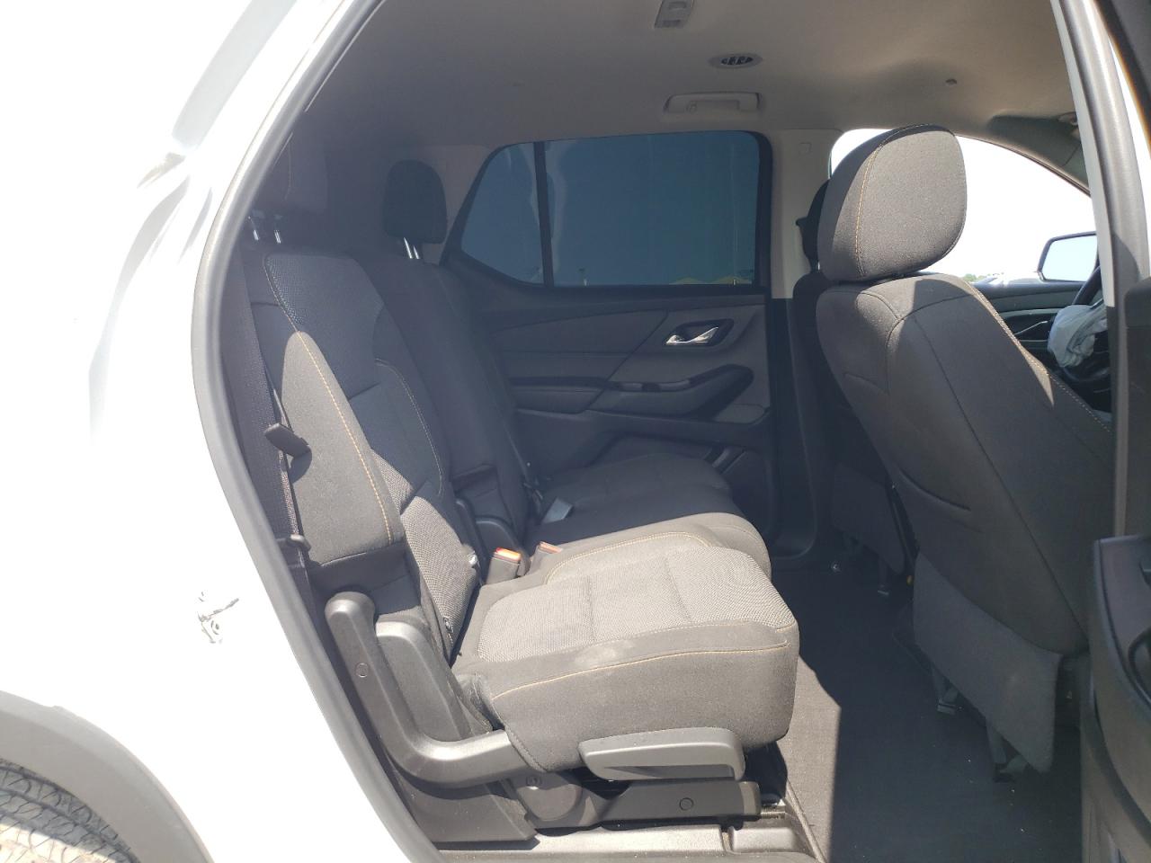 1GNERFKW6KJ109423 2019 Chevrolet Traverse Ls