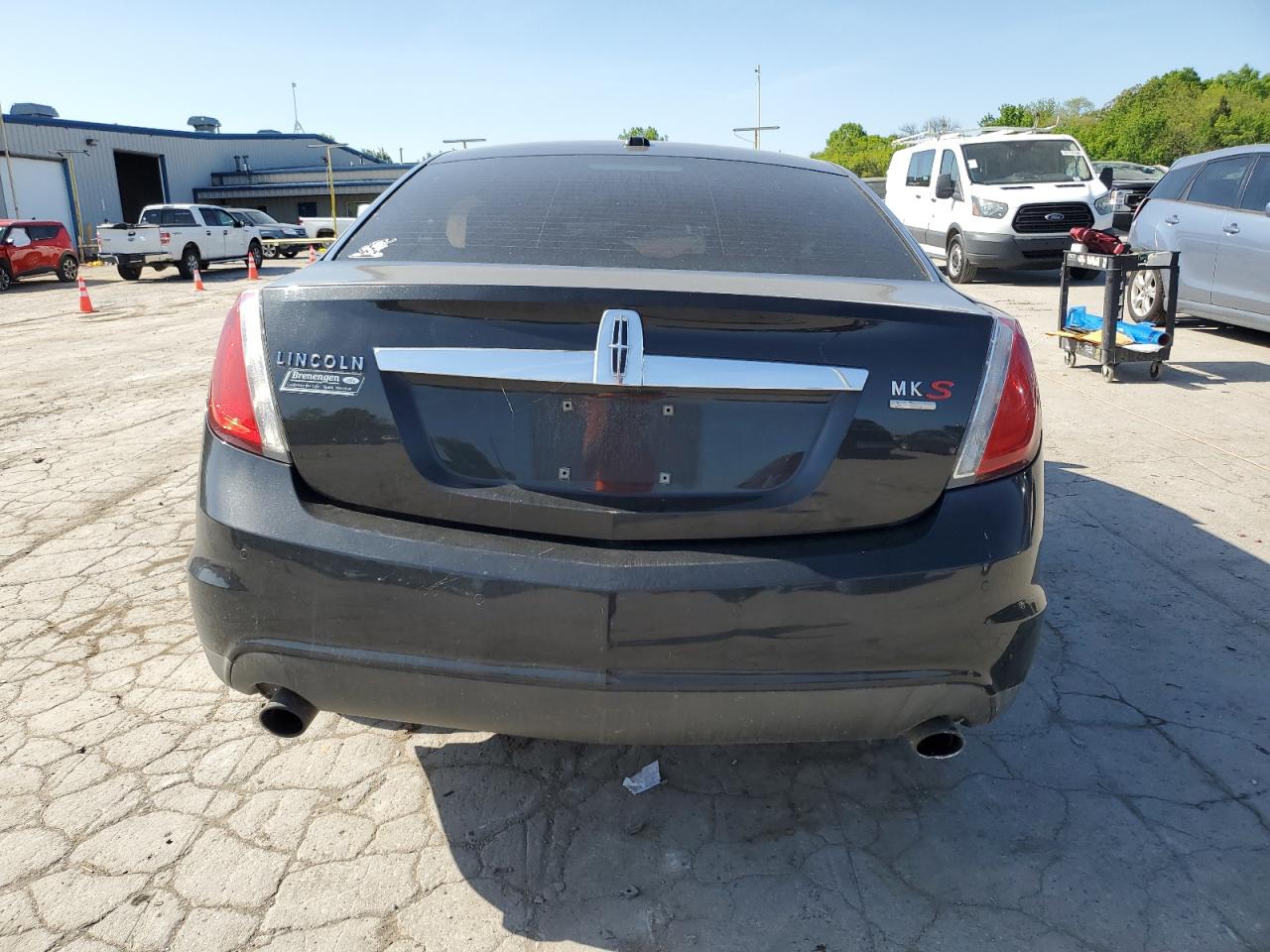 1LNHL9FT8AG613827 2010 Lincoln Mks