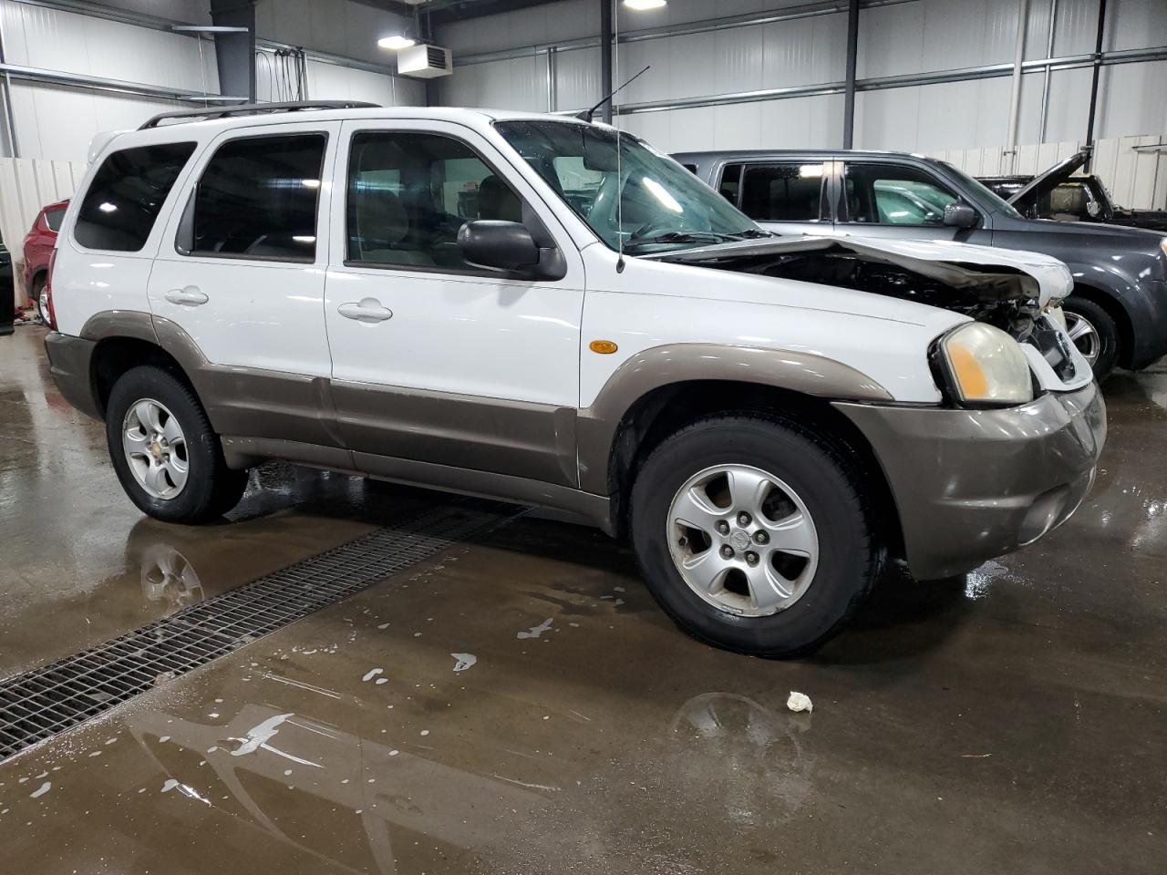 4F2YZ04124KM08425 2004 Mazda Tribute Lx