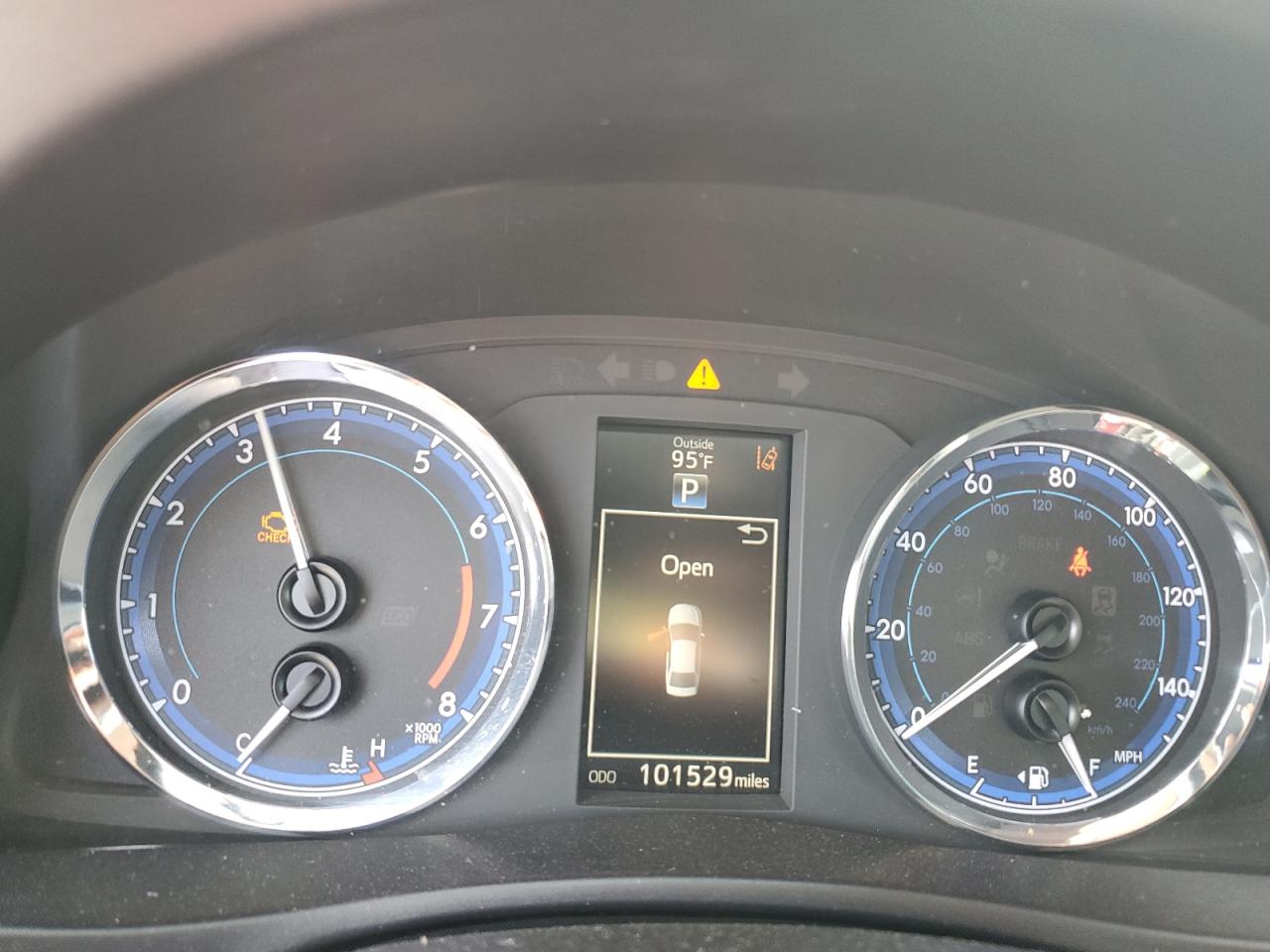 5YFBURHE4HP631191 TOYOTA COROLLA 2017