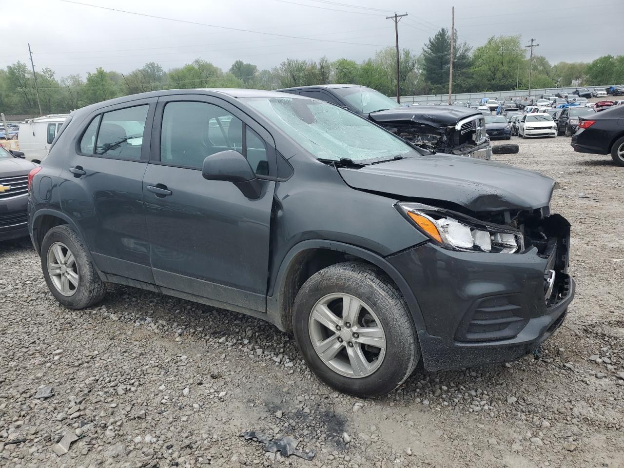 2019 Chevrolet Trax Ls vin: 3GNCJNSB3KL333859