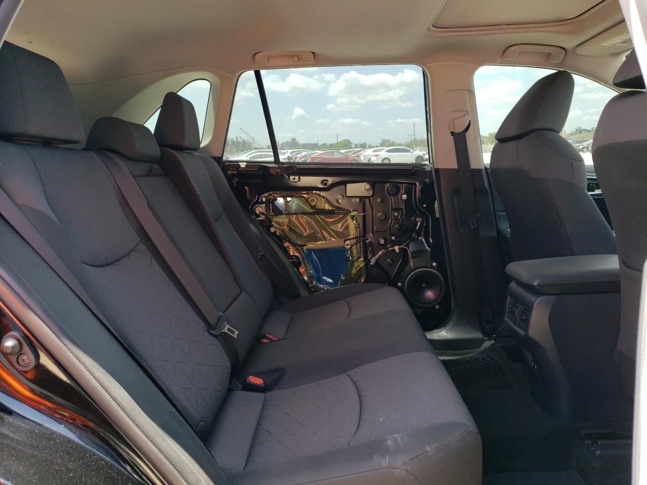 JTMW1RFV2LD046263 2020 Toyota Rav4 Xle