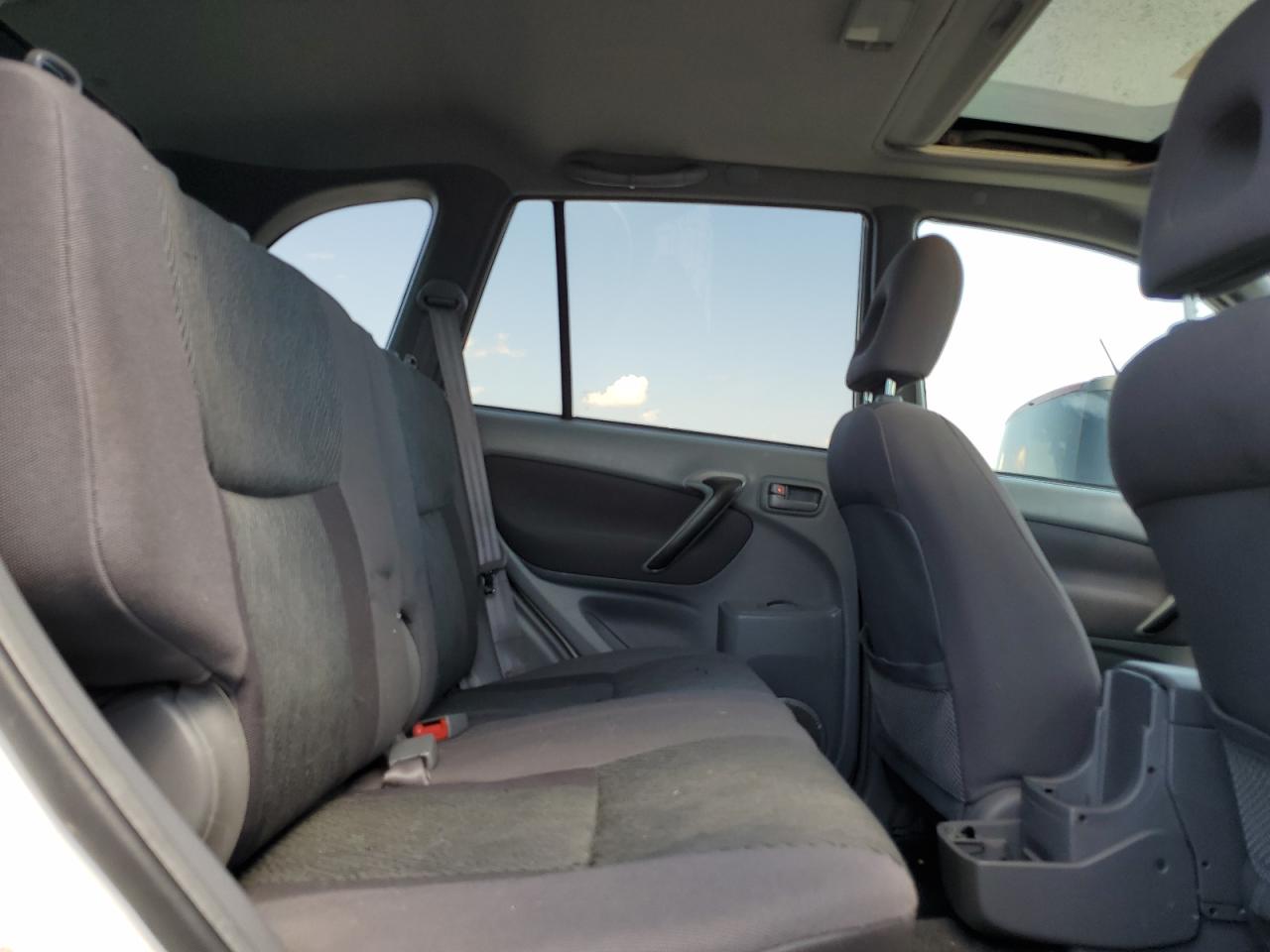 JTEHH20VX10068323 2001 Toyota Rav4