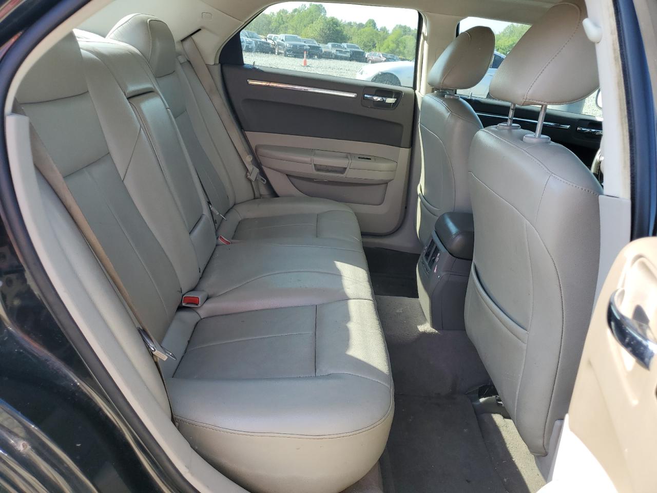 2C3CA5CV2AH221728 2010 Chrysler 300 Touring