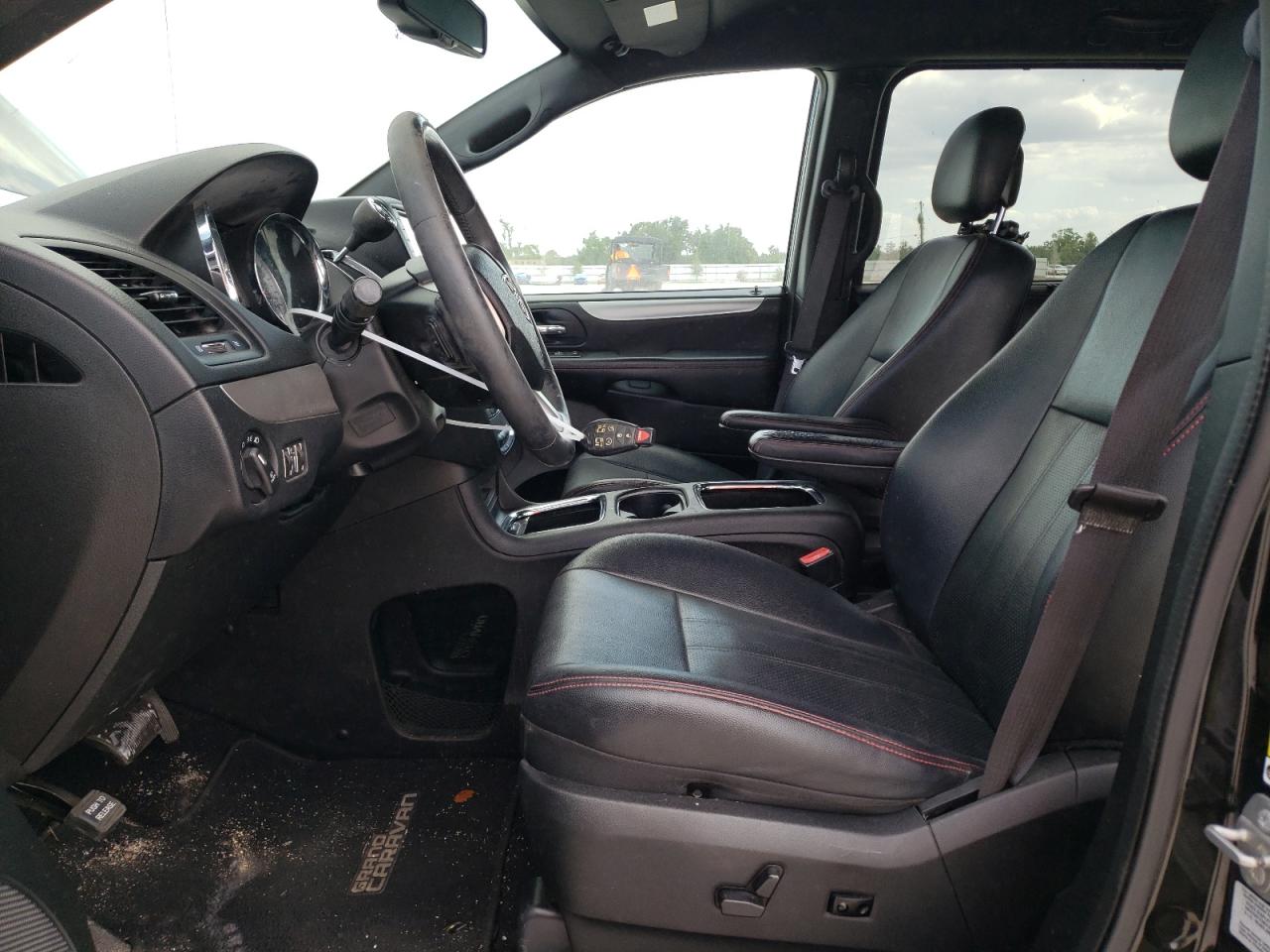 2C4RDGEGXFR750367 2015 Dodge Grand Caravan R/T