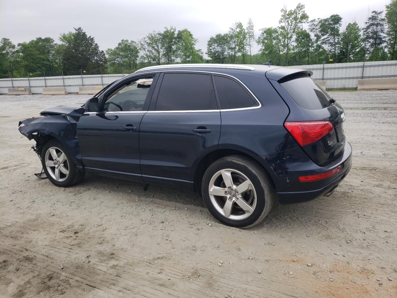 WA1VKAFP9AA047513 2010 Audi Q5 Prestige