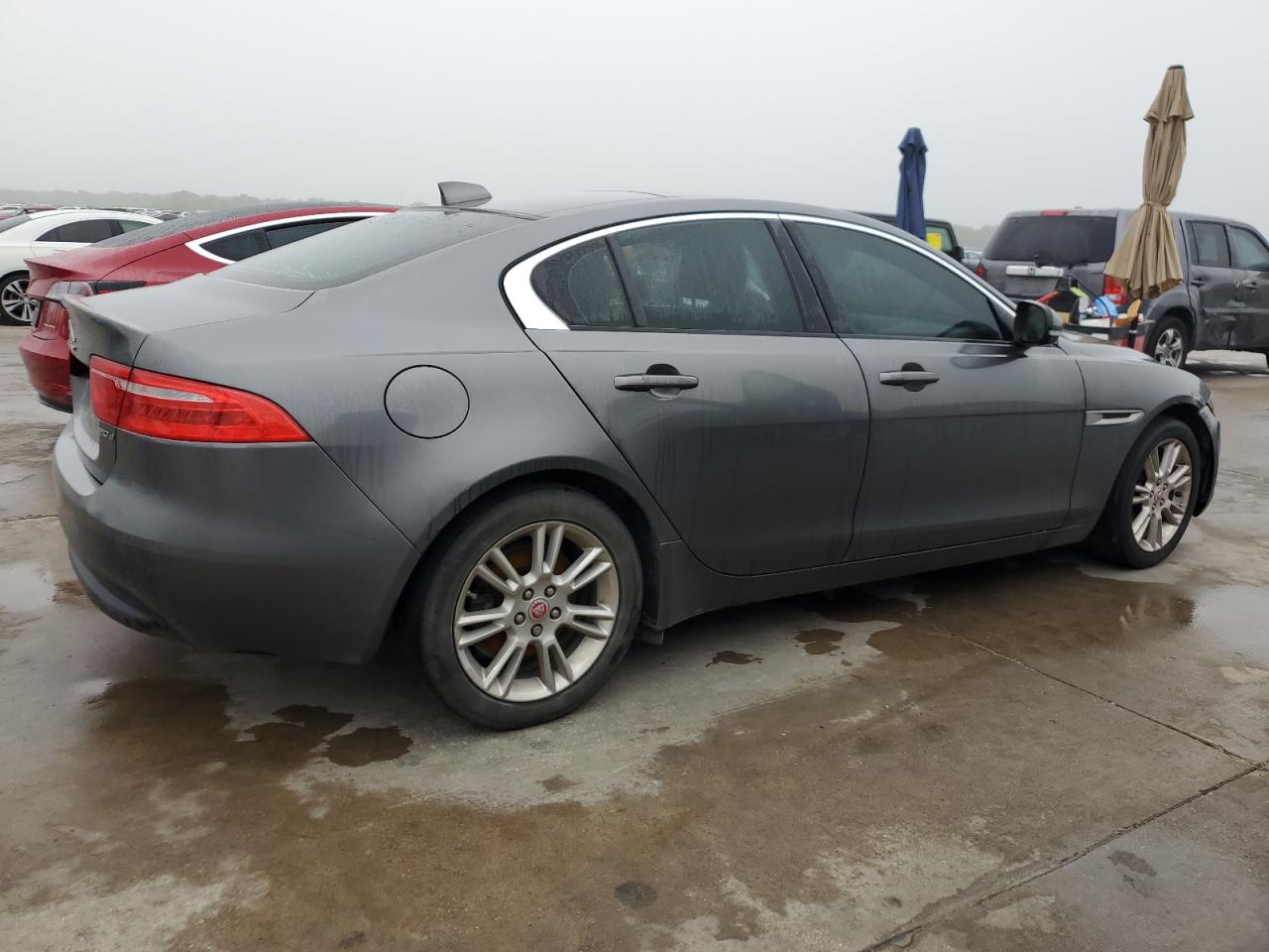 SAJAD4BN2HA968469 2017 Jaguar Xe Premium