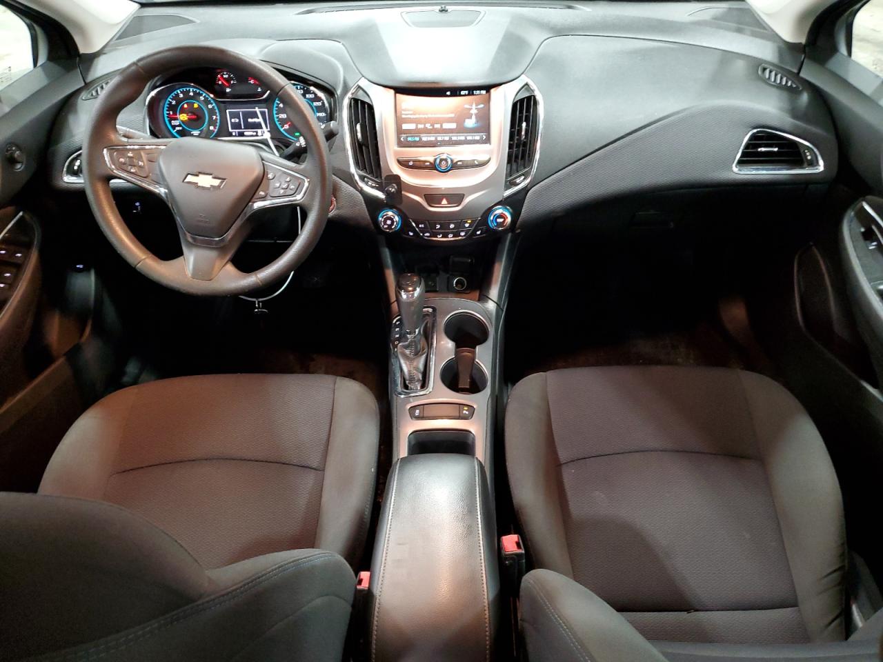 1G1BE5SM7J7118281 CHEVROLET CRUZE 2018