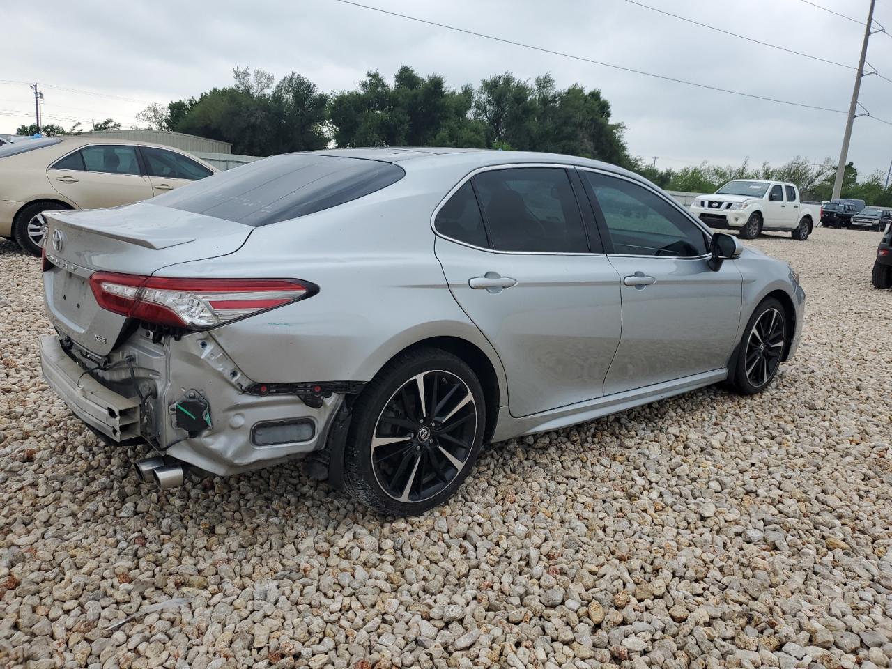 4T1B61HK9JU095716 2018 Toyota Camry Xse