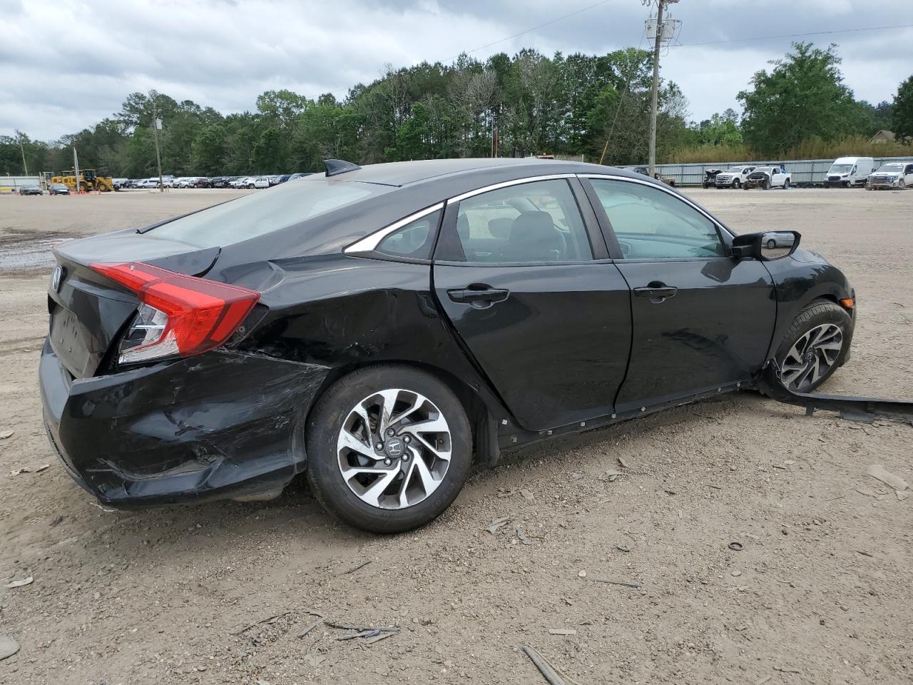 2017 Honda Civic Ex vin: 19XFC2F70HE035559