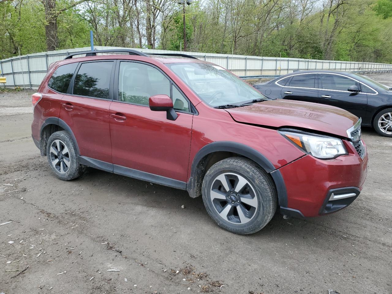 JF2SJAEC5JH508063 2018 Subaru Forester 2.5I Premium