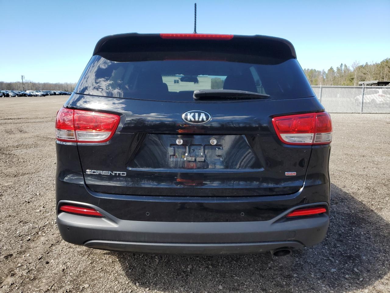 5XYPGDA38HG236749 2017 Kia Sorento Lx