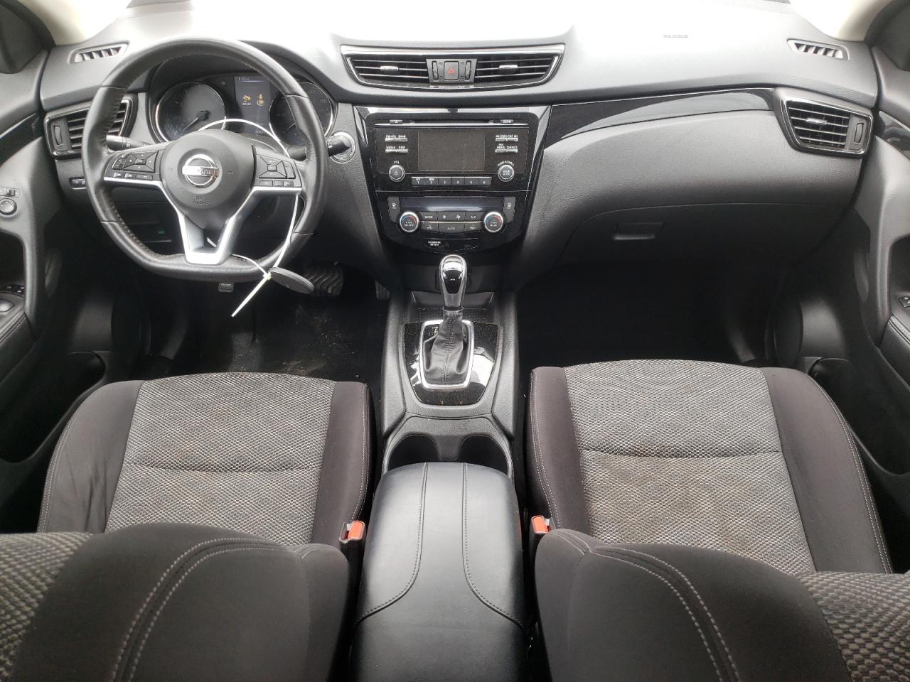 JN1BJ1CR7HW122646 NISSAN ROGUE 2017