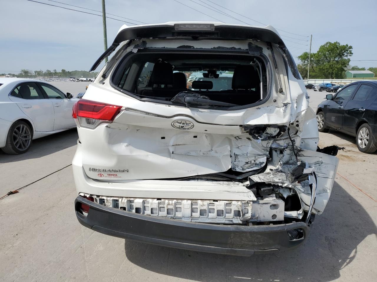5TDKZRFH8JS539061 TOYOTA HIGHLANDER 2018