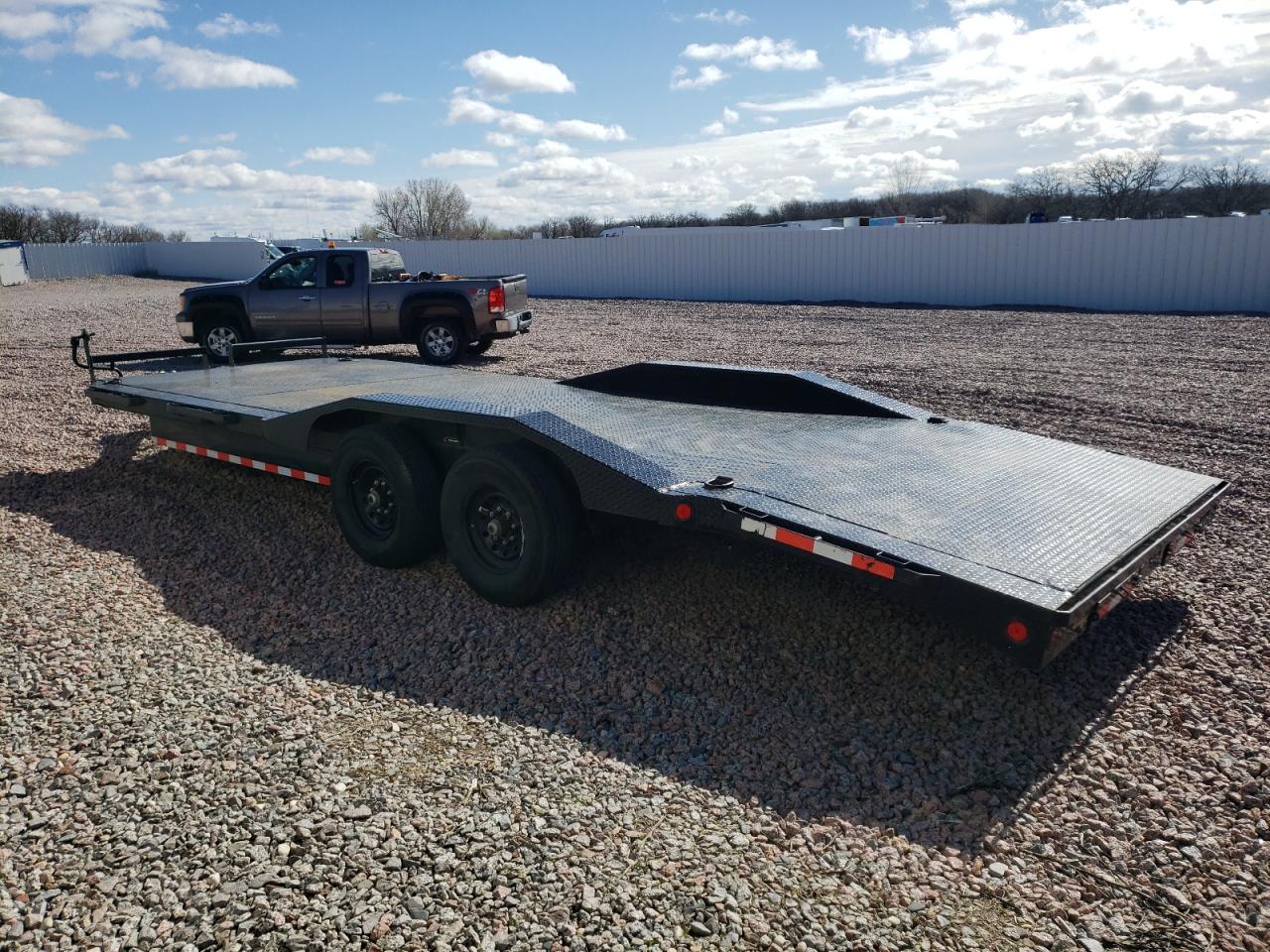 50HEB2426N1066611 2022 Iron Trailer