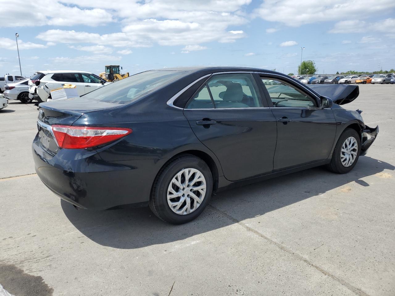 2016 Toyota Camry Le vin: 4T1BF1FK4GU216390