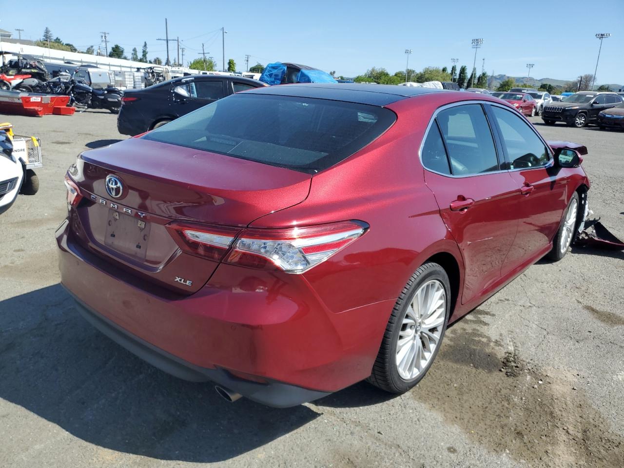 4T1B11HK4JU551314 2018 Toyota Camry L