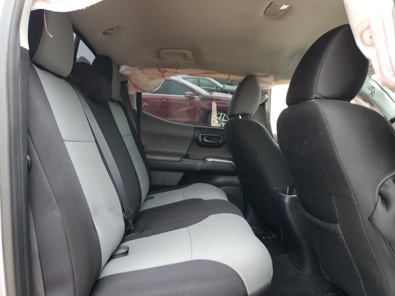 5TFAZ5CNXHX052477 TOYOTA TACOMA 2017
