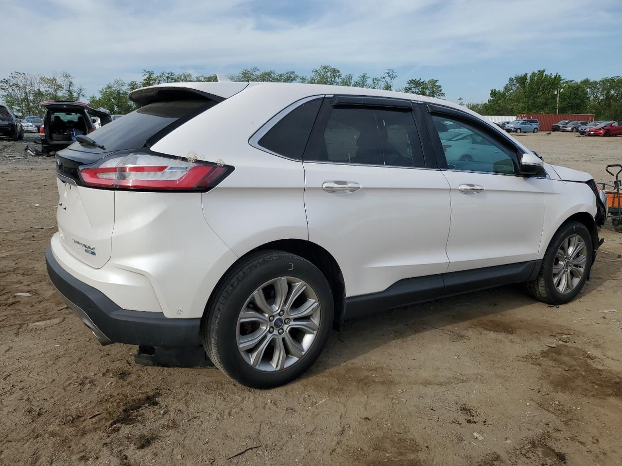 2FMPK4K9XKBB03158 2019 Ford Edge Titanium