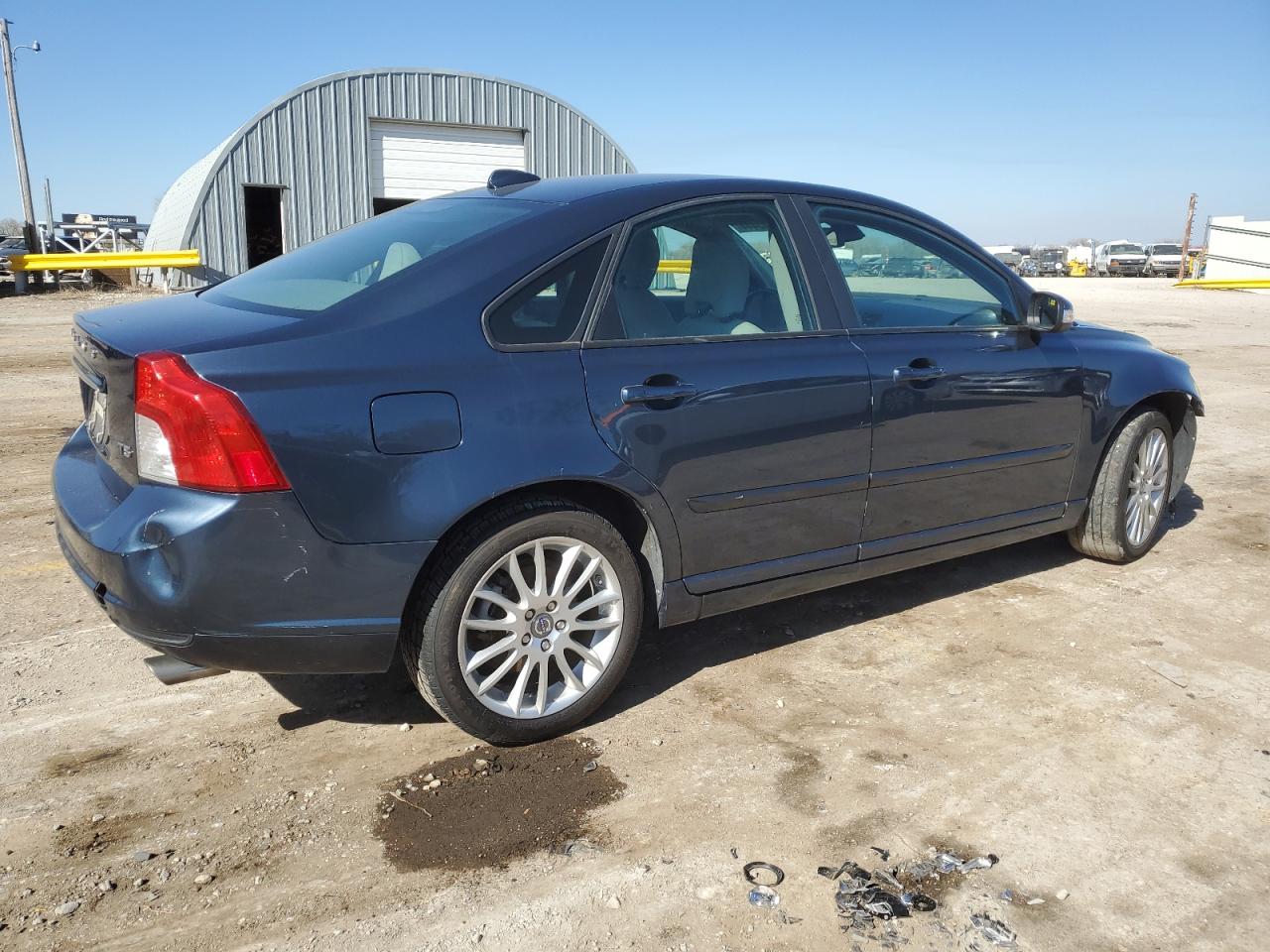 YV1672MS2B2536561 2011 Volvo S40 T5