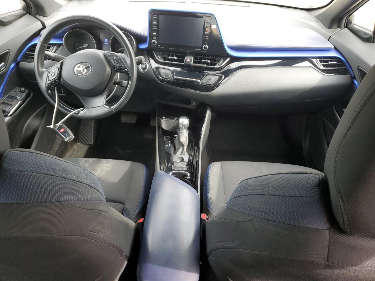NMTKHMBXXMR128038 TOYOTA C-HR 2021
