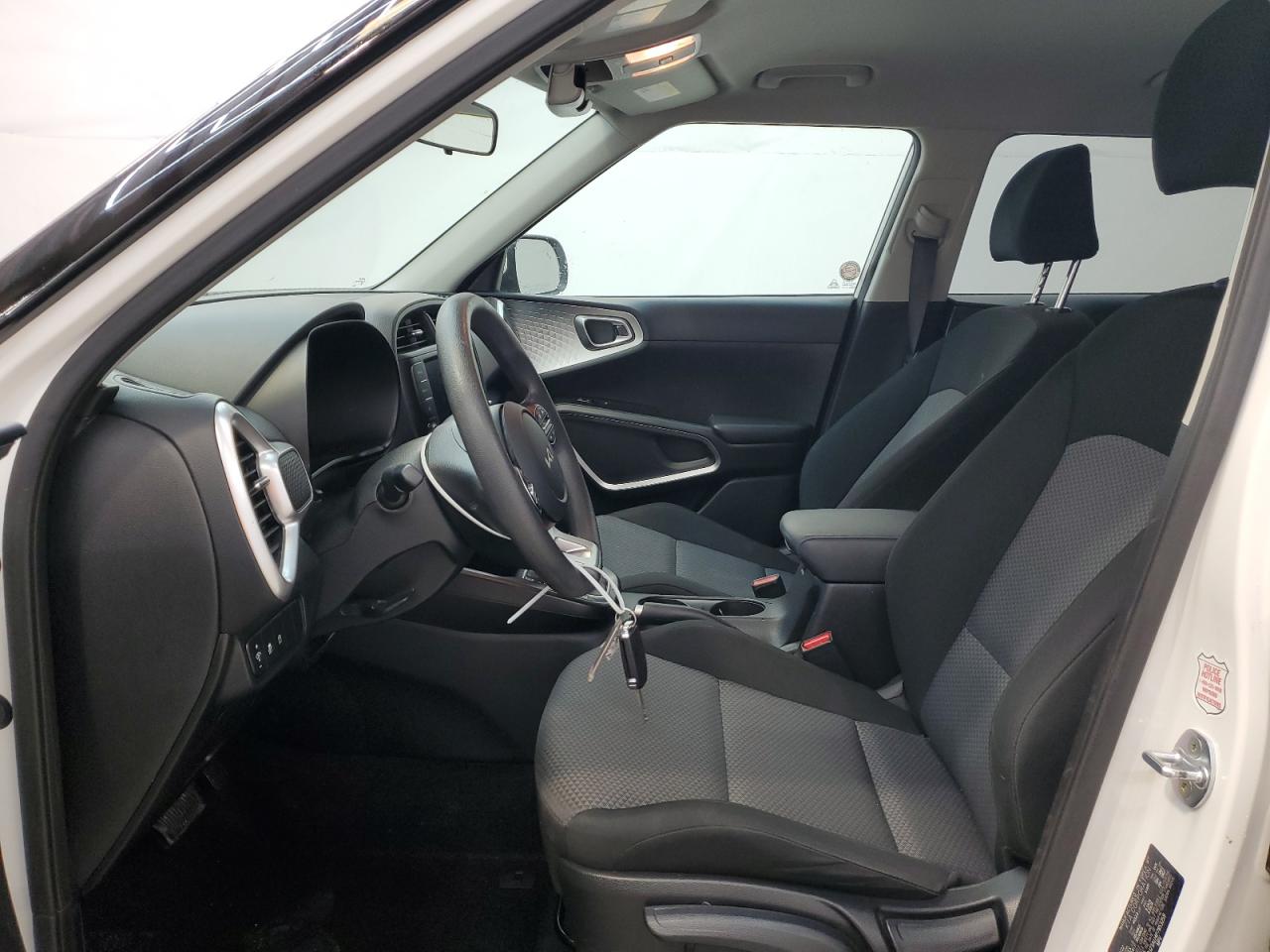 KNDJ23AU4P7853259 2023 Kia Soul Lx