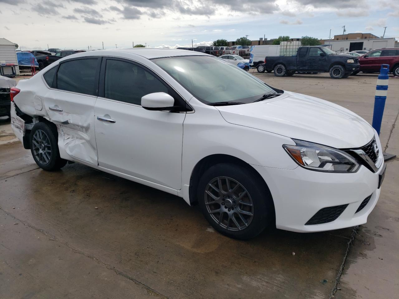 2017 Nissan Sentra S vin: 3N1AB7AP4HY224556