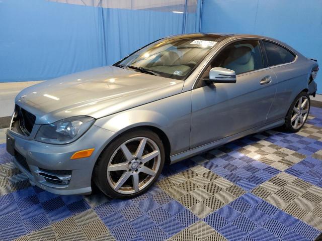 VIN WDDGJ4HBXDG002186 2013 Mercedes-Benz C-Class, 250 no.1