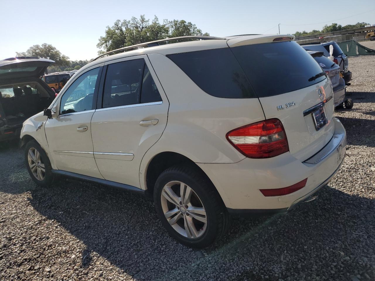 4JGBB8GB3BA657621 2011 Mercedes-Benz Ml 350 4Matic