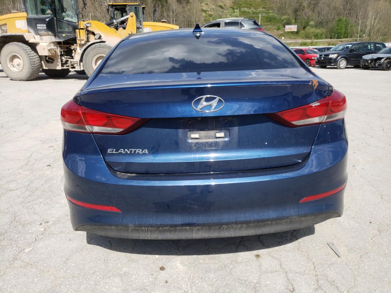 5NPD84LF7HH202995 2017 Hyundai Elantra Se