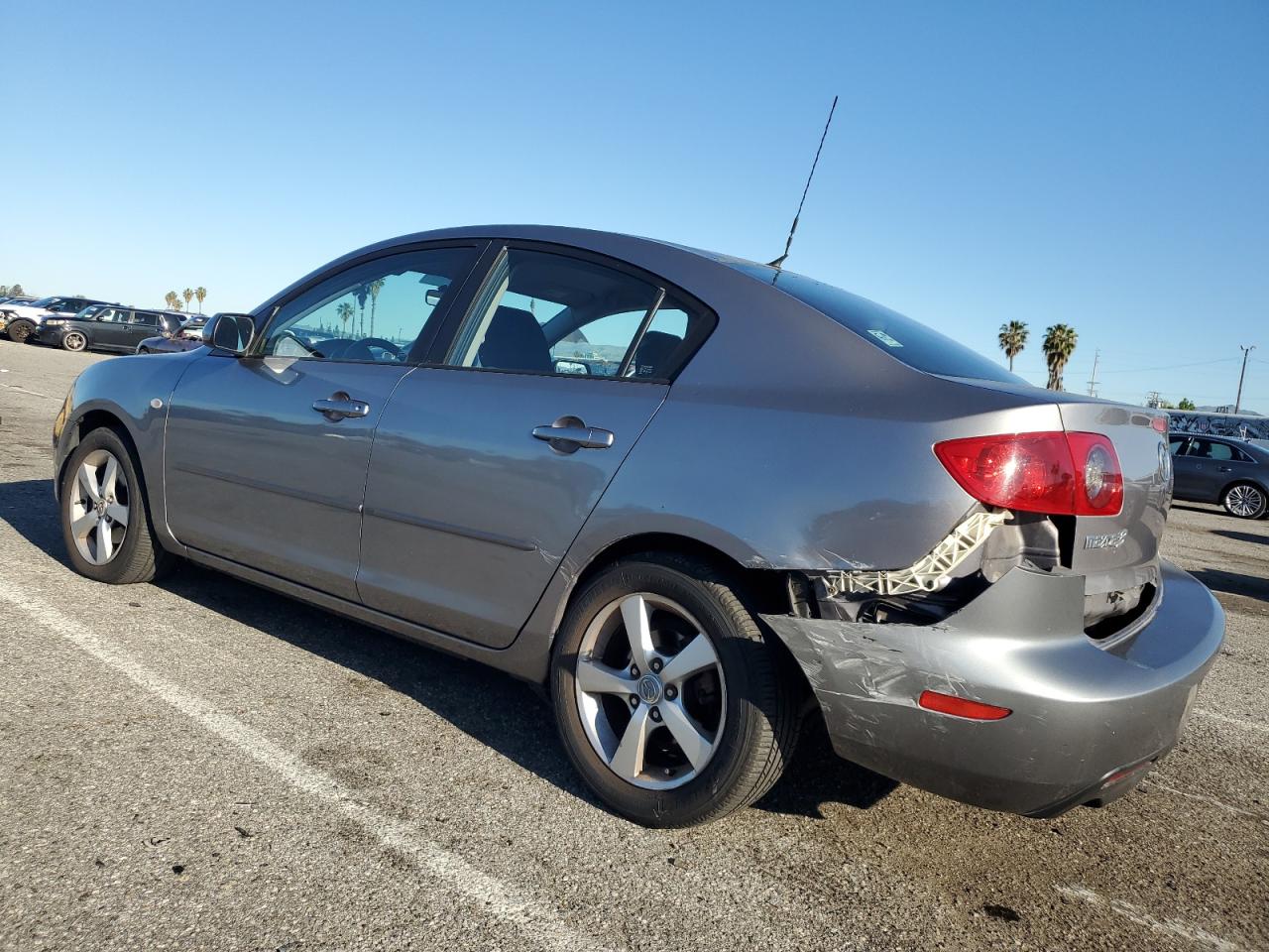 JM1BK12F961426976 2006 Mazda 3 I