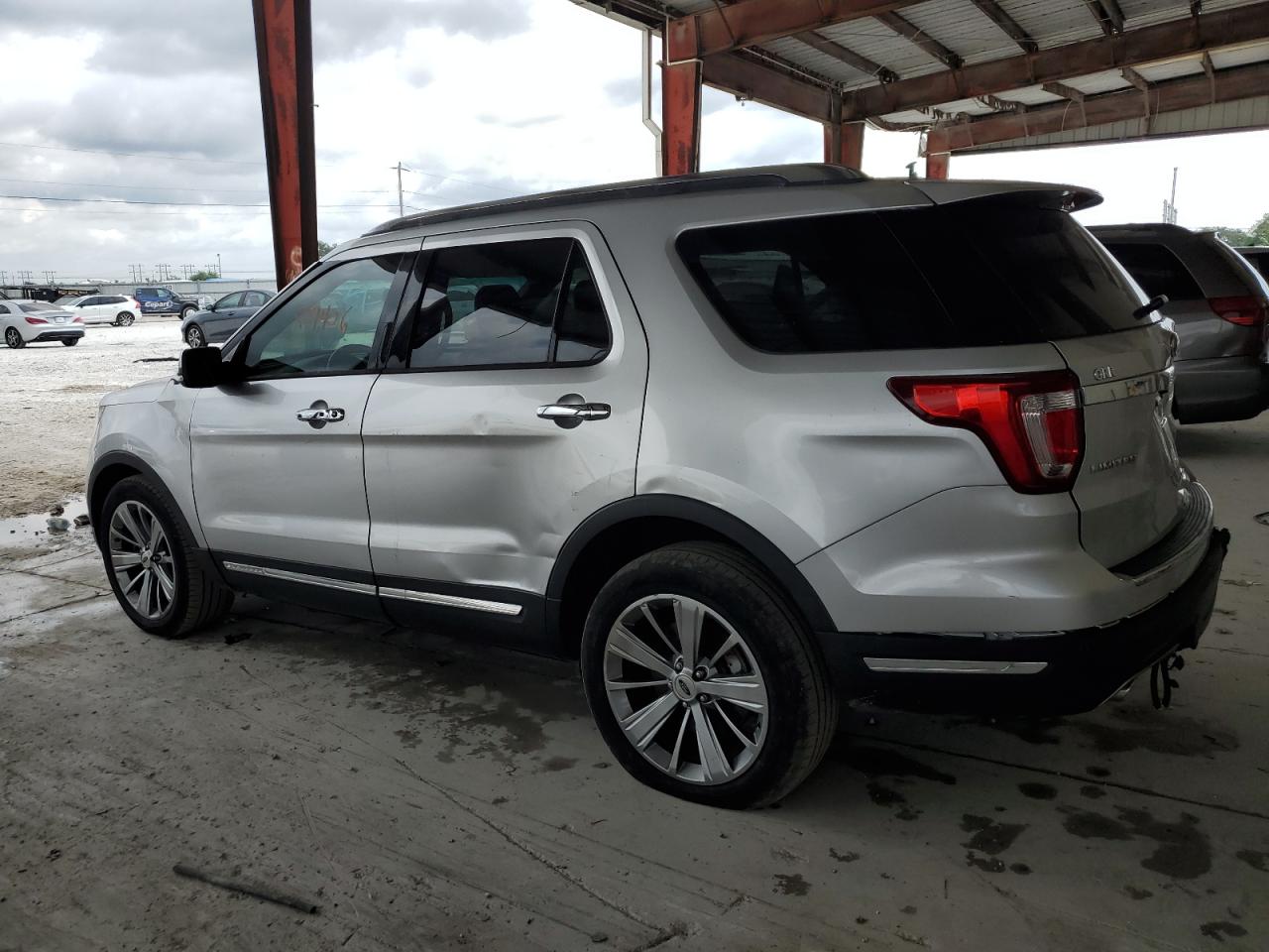 2018 Ford Explorer Limited vin: 1FM5K7F8XJGA16247