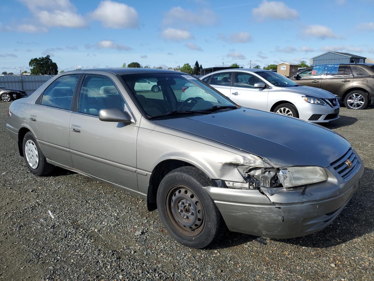 JT2BG22K7W0166693 1998 Toyota Camry Ce