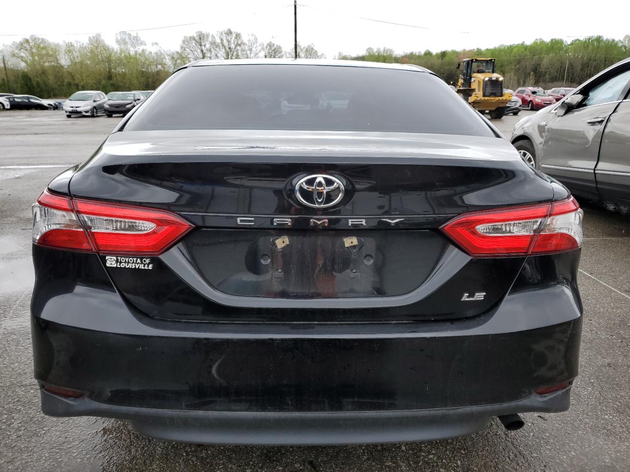 2018 Toyota Camry L vin: 4T1B11HK6JU036136